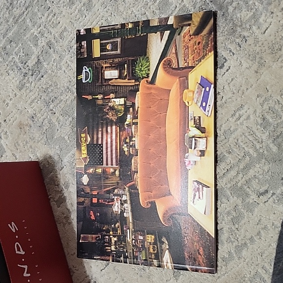 Friends complete series box set - Picture 3 of 5